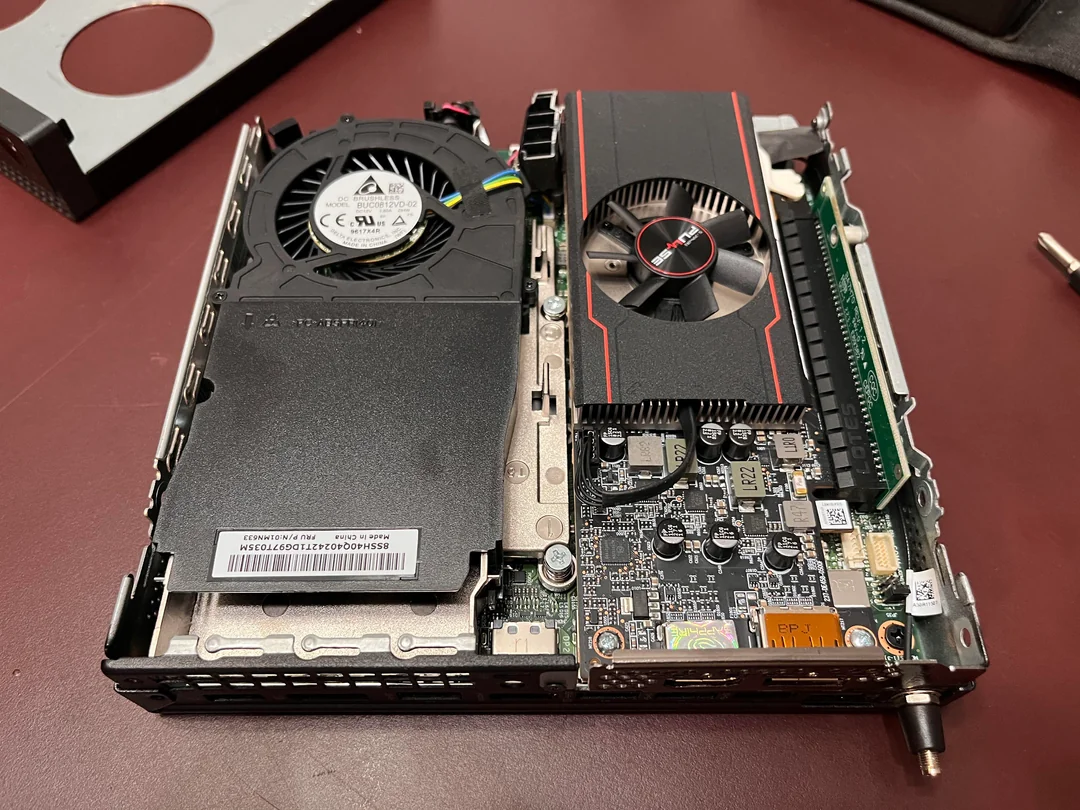 M920q with a card on a riser
